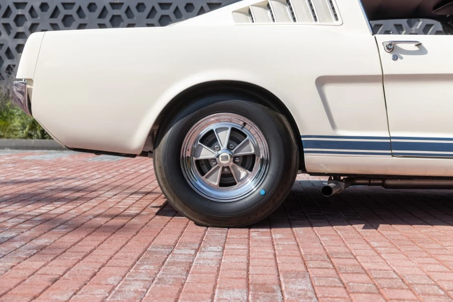 1965 Shelby GT350 - Image 17 of 31