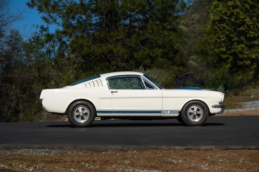 1965 Shelby GT350 - Image 2 of 31