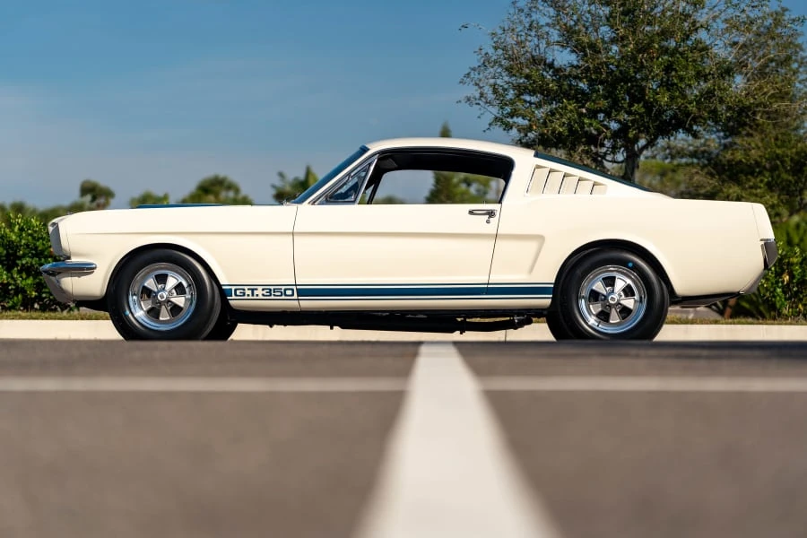 1965 Shelby GT350 - Image 2 of 31