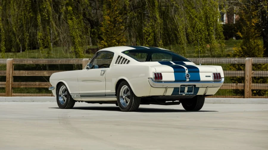 1965 Shelby GT350 - Image 3 of 31
