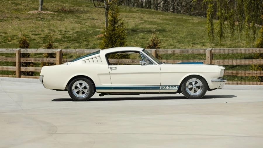 1965 Shelby GT350 - Image 4 of 31