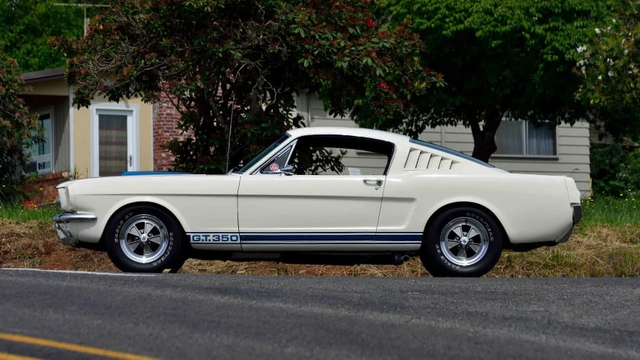 1965 Shelby GT350 - Image 2 of 12