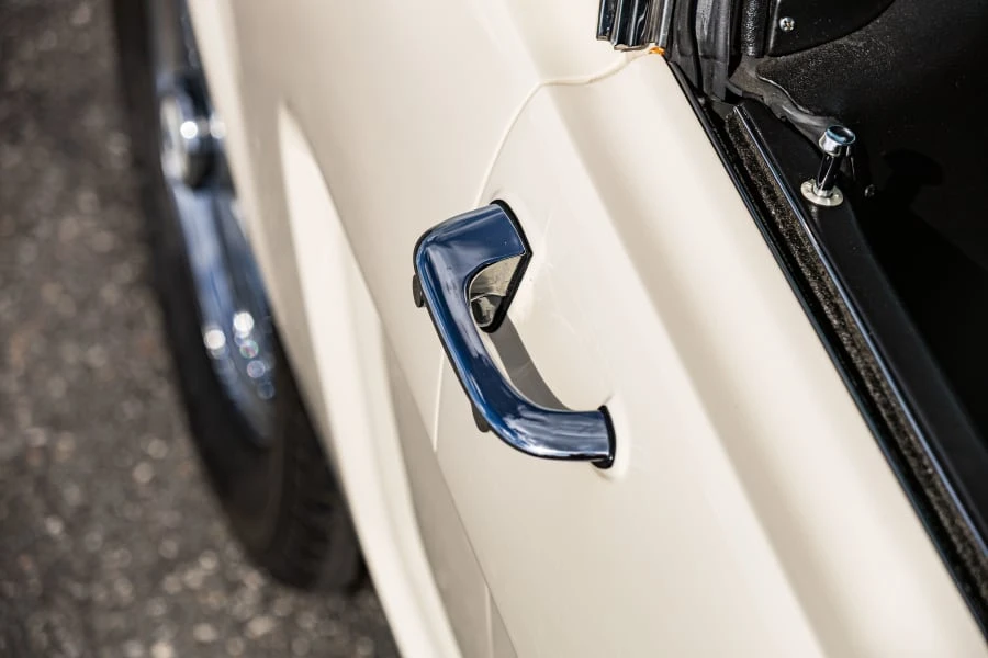 1965 Shelby GT350 - Image 17 of 31