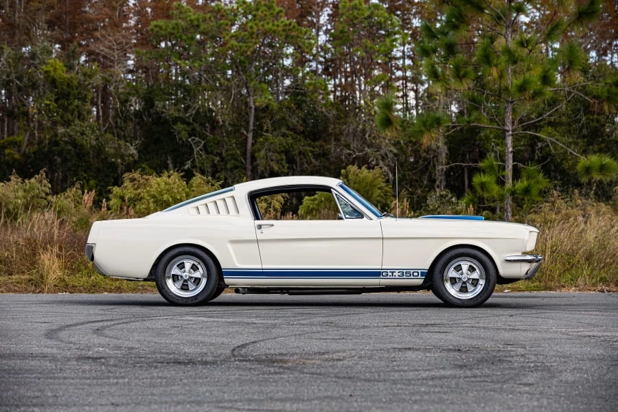 1965 Shelby GT350 - Image 2 of 31