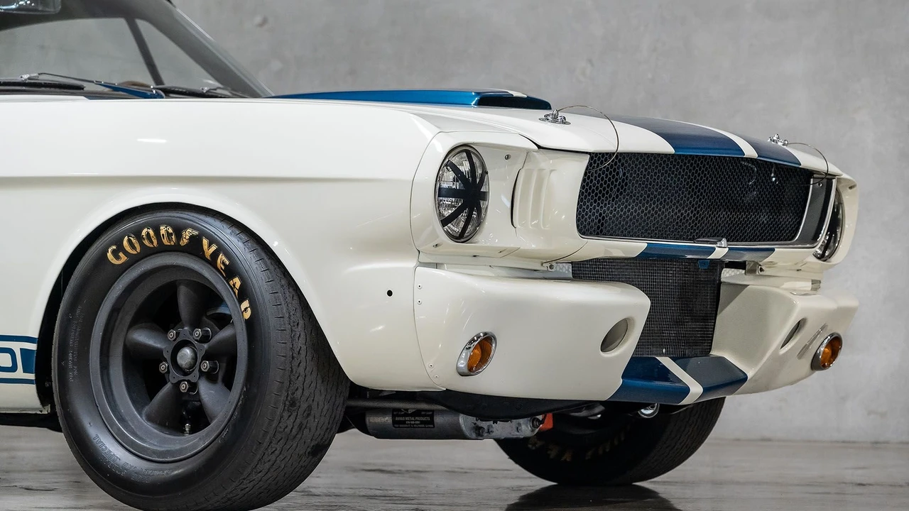 1965 Shelby GT350 - Image 22 of 31