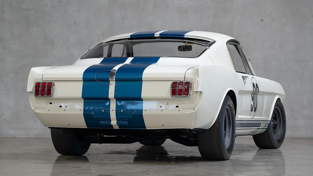 1965 Shelby GT350 - Image 14 of 31