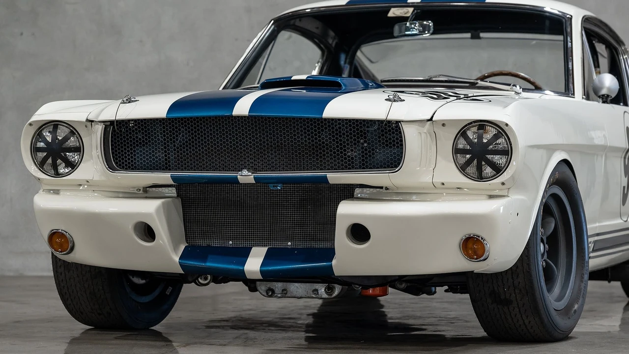 1965 Shelby GT350 - Image 17 of 31