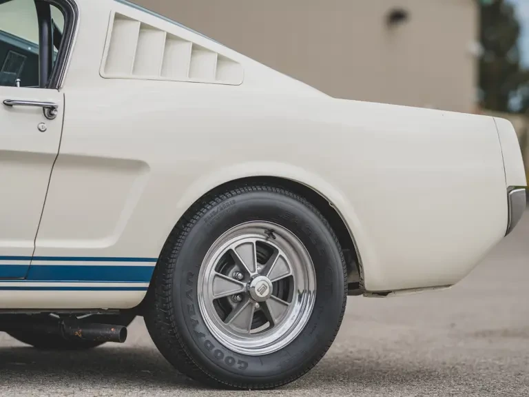 1965 Shelby GT350 - Image 16 of 31