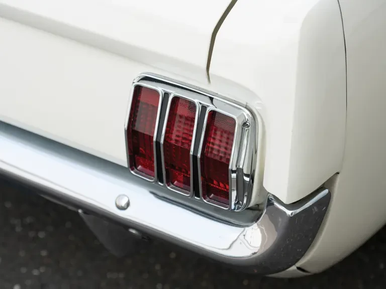 1965 Shelby GT350 - Image 18 of 29