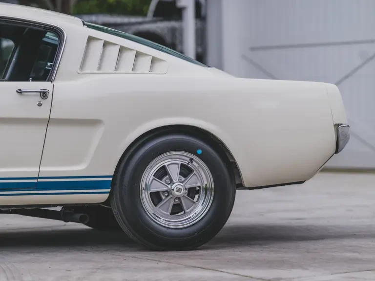 1965 Shelby GT350 - Image 25 of 31
