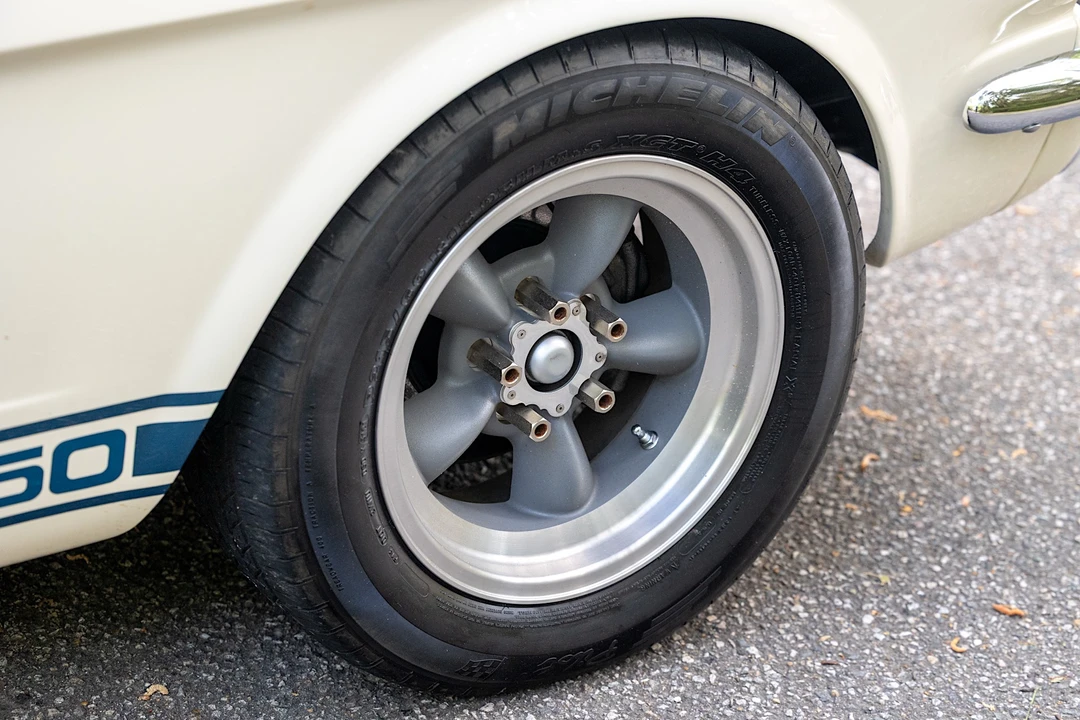 1965 Shelby GT350 - Image 21 of 31