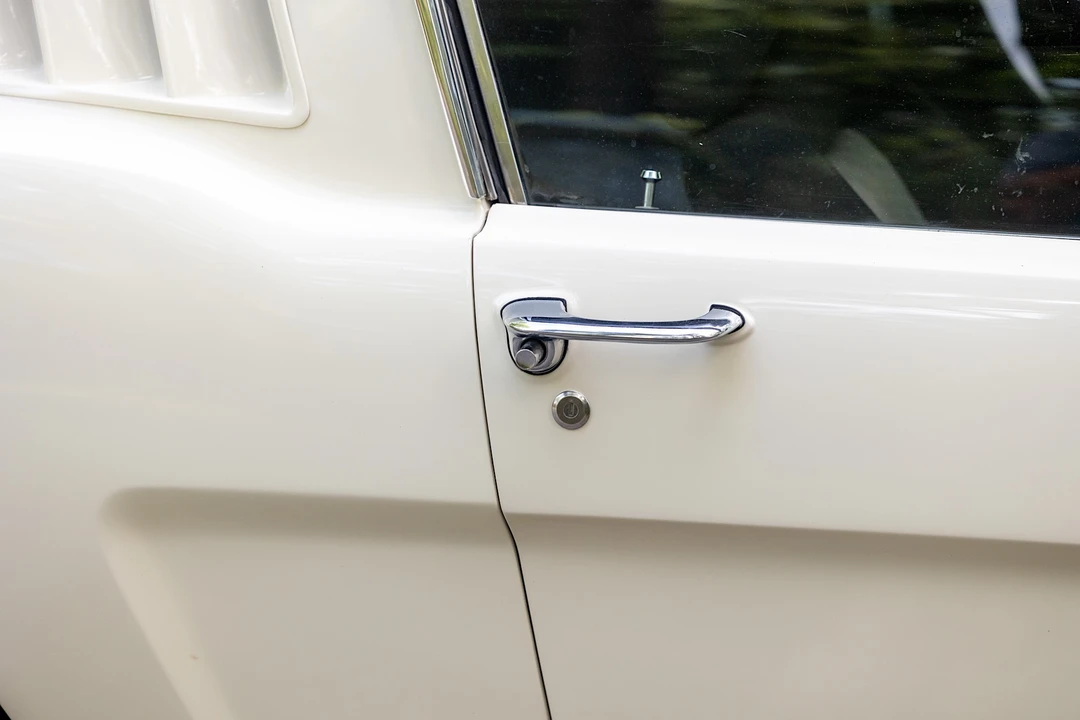 1965 Shelby GT350 - Image 22 of 31