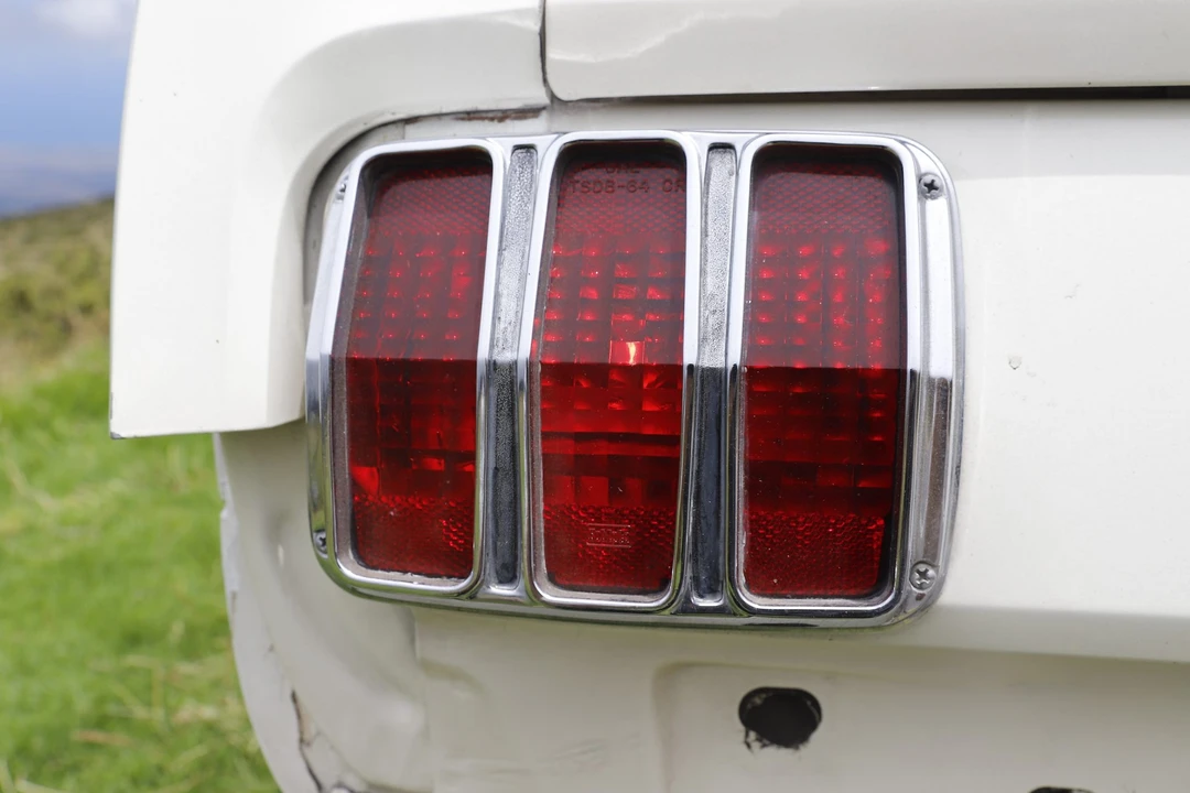 1965 Shelby GT350 - Image 25 of 31