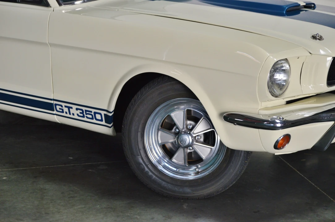1965 Shelby GT350 - Image 24 of 31