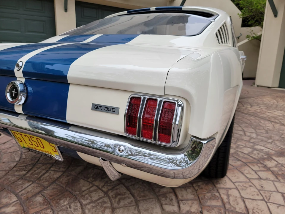 1965 Shelby GT350 - Image 25 of 31