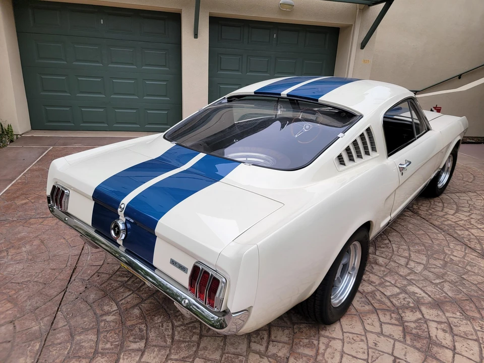 1965 Shelby GT350 - Image 11 of 31