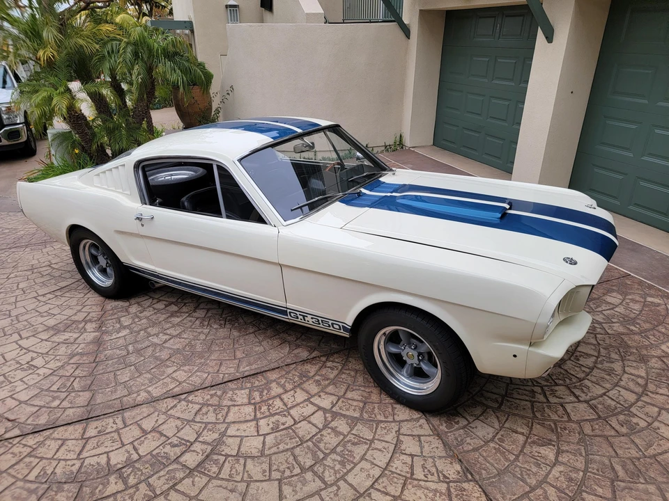 1965 Shelby GT350 - Image 14 of 31