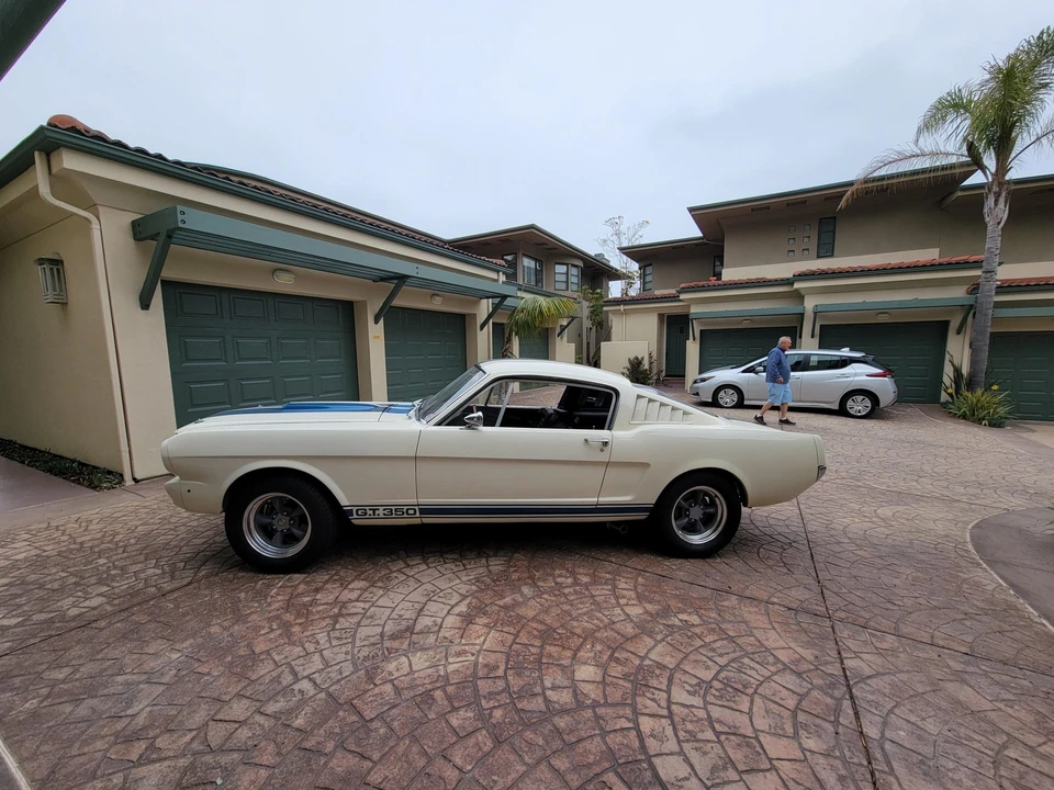 1965 Shelby GT350 - Image 8 of 31