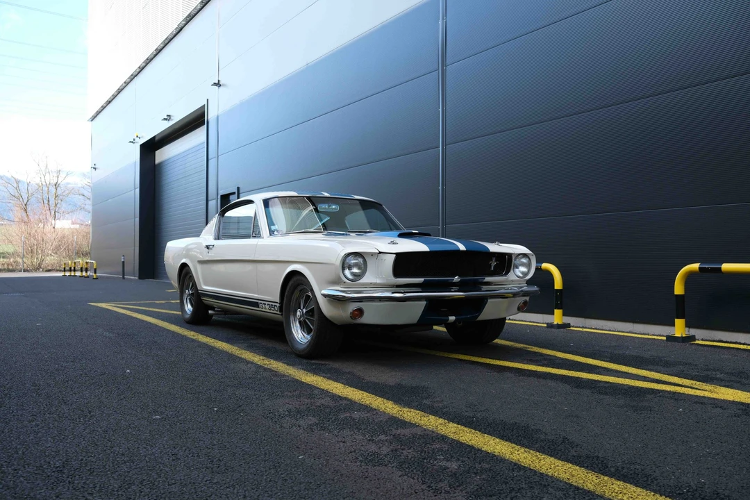 1965 Shelby GT350 - Image 17 of 31