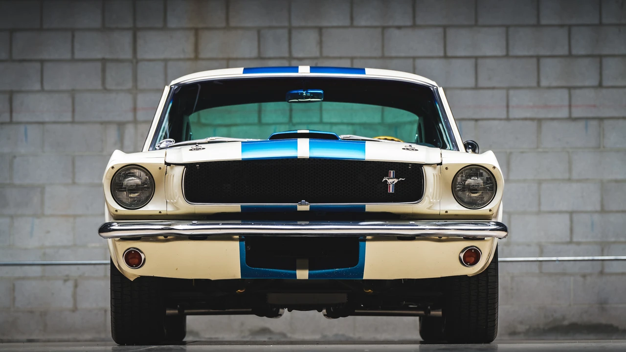 1965 Shelby GT350 - Image 25 of 31