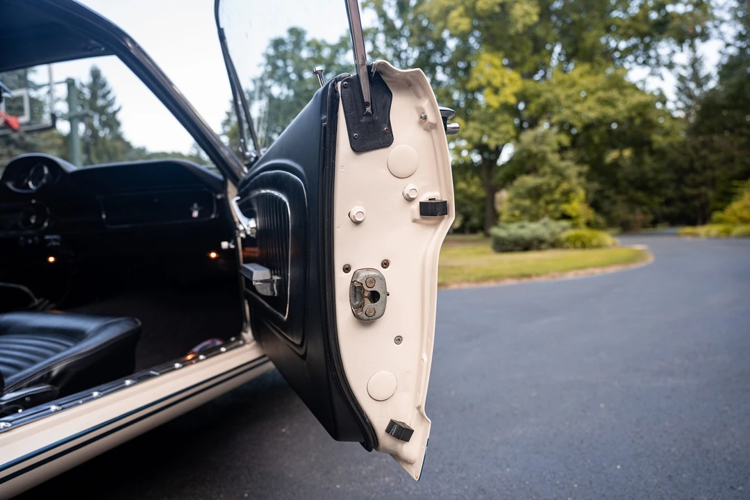 1965 Shelby GT350 - Image 18 of 31