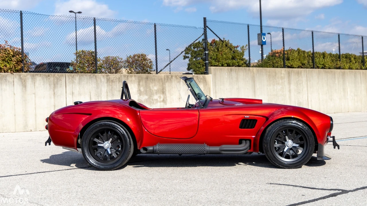 1965 Shelby Cobra 289 - Image 11 of 21