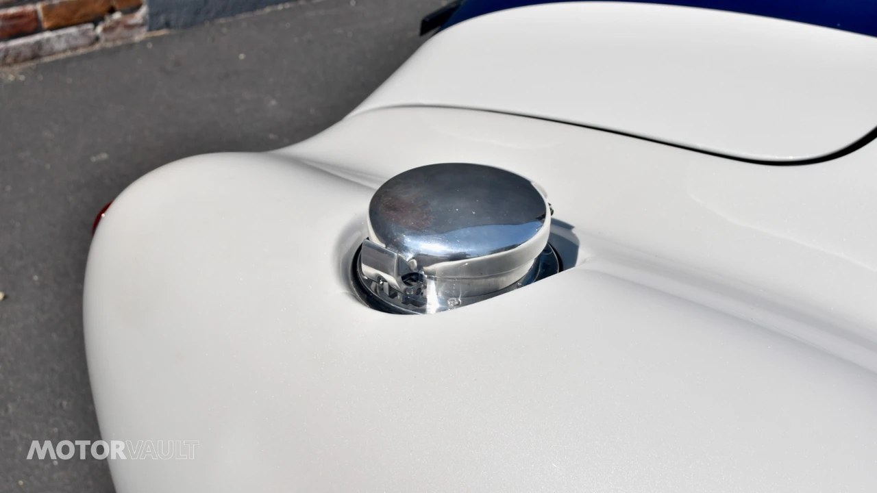 1965 Shelby Cobra 289 - Image 16 of 21