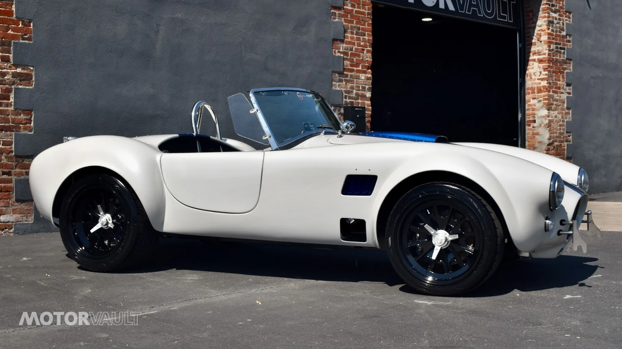 1965 Shelby Cobra 289 - Image 15 of 21