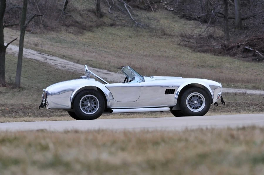 1965 Shelby Cobra 289 - Image 2 of 12