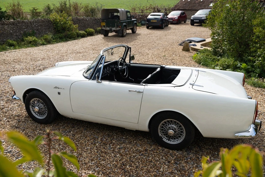 1965 Sunbeam Alpine - Image 12 of 30