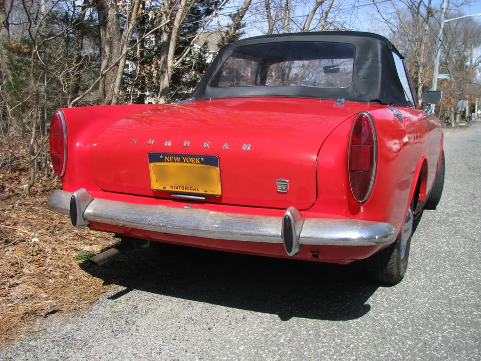 1965 Sunbeam Alpine - Image 8 of 31