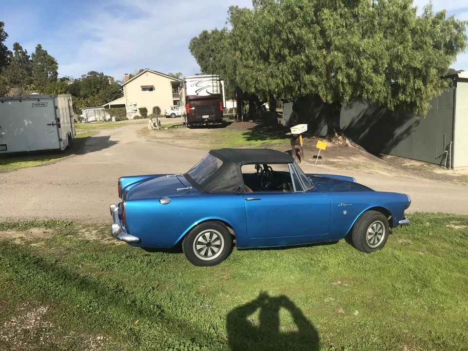 1965 Sunbeam Alpine Series IV - Image 25 of 31