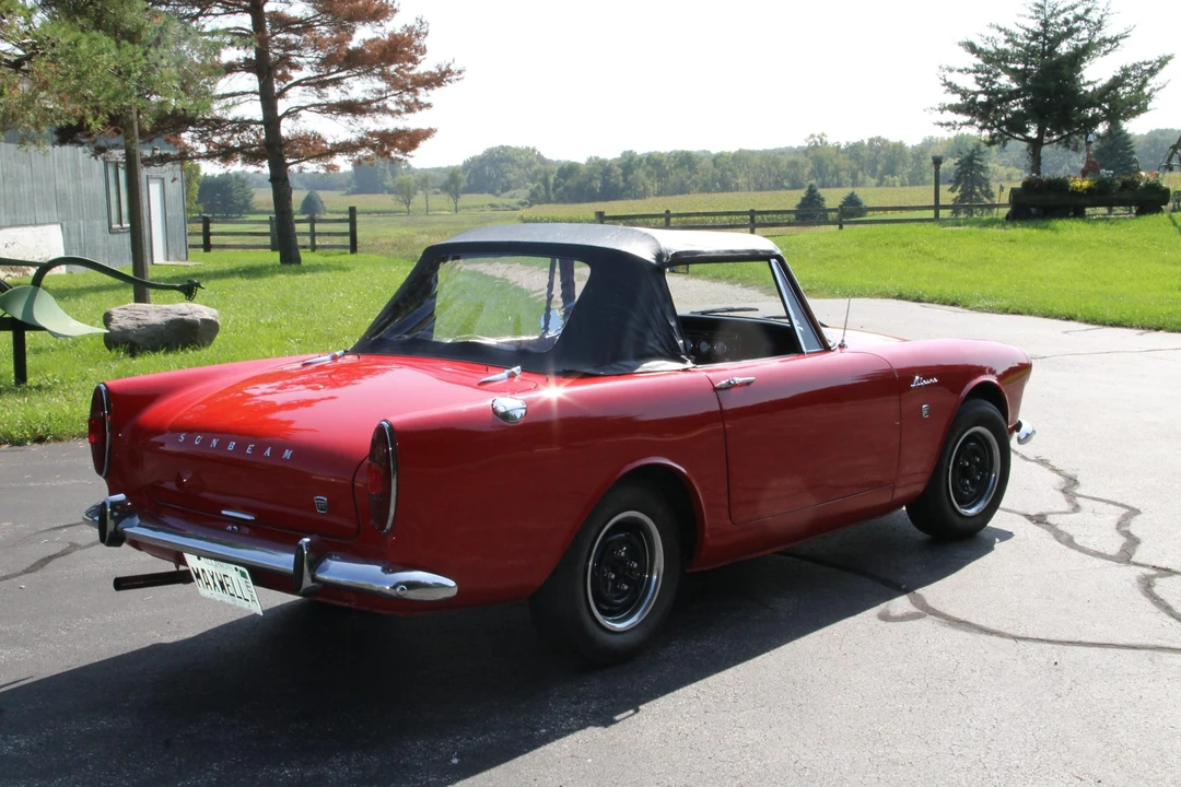 1965 Sunbeam Alpine Series IV - Image 8 of 31