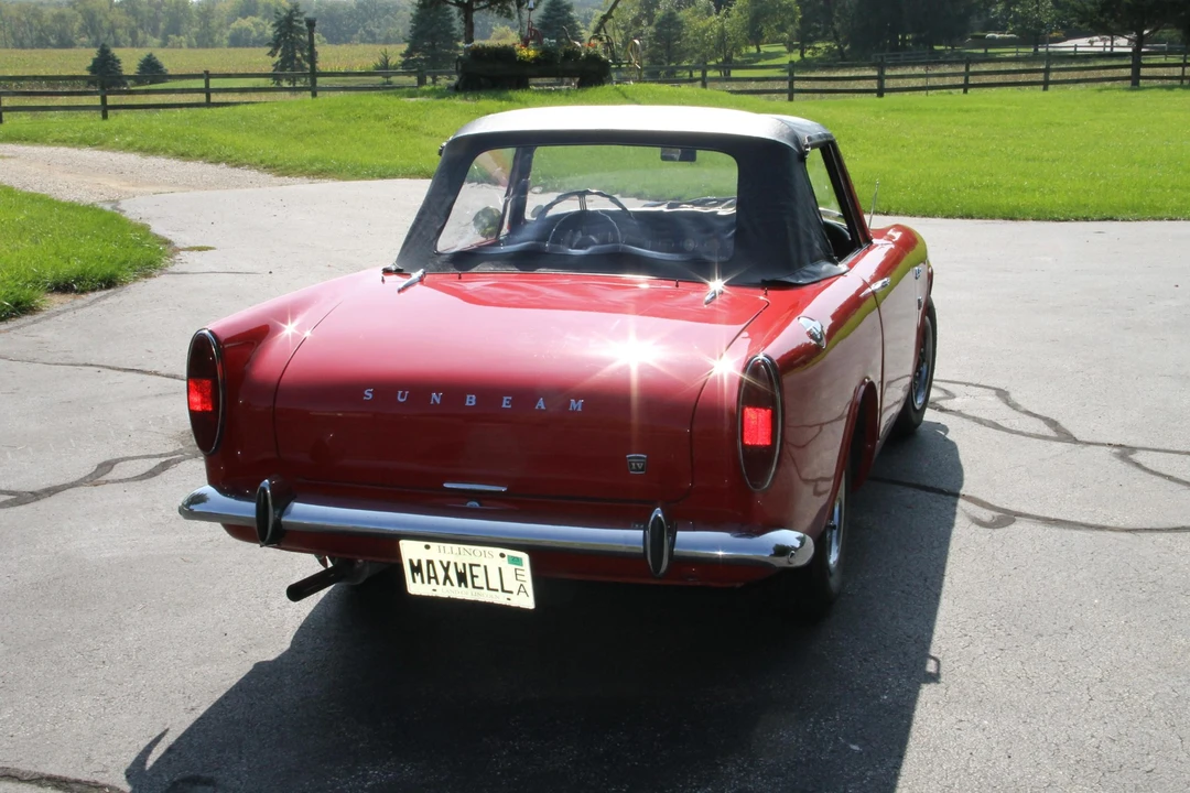 1965 Sunbeam Alpine Series IV - Image 10 of 31