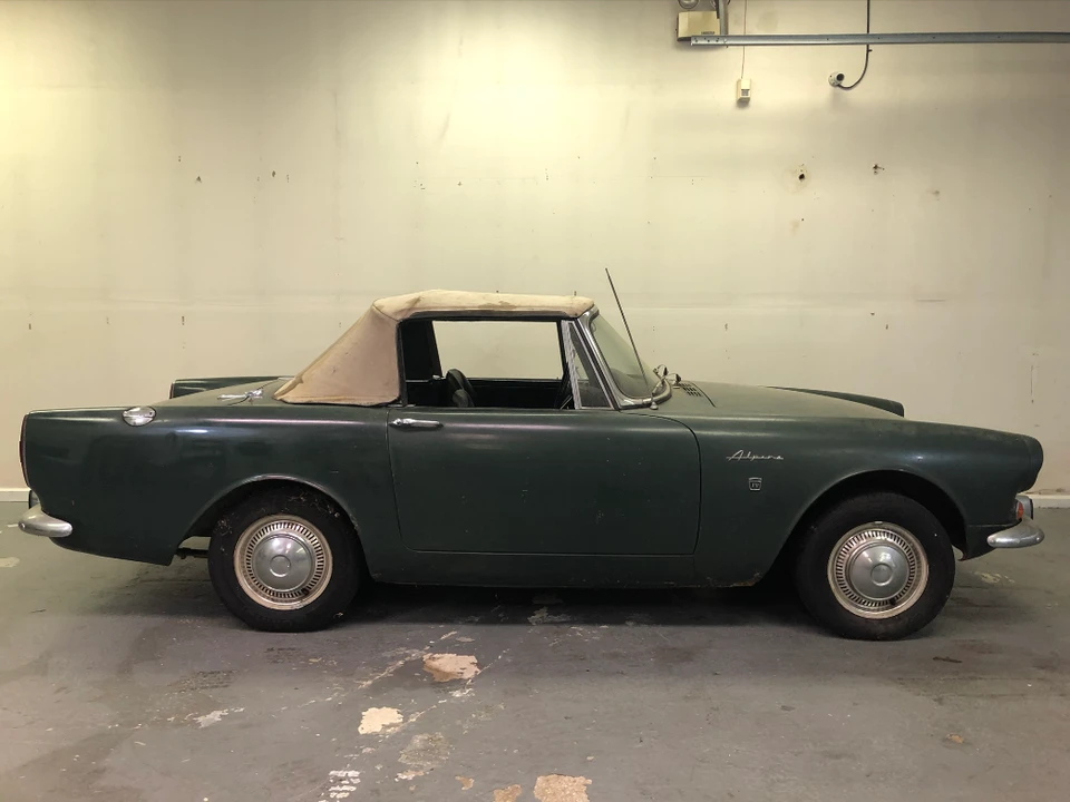 1965 Sunbeam Alpine Series IV - Image 4 of 31