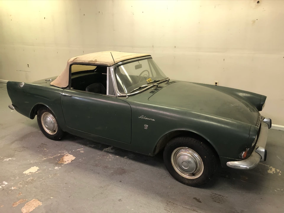 1965 Sunbeam Alpine Series IV - Image 2 of 31