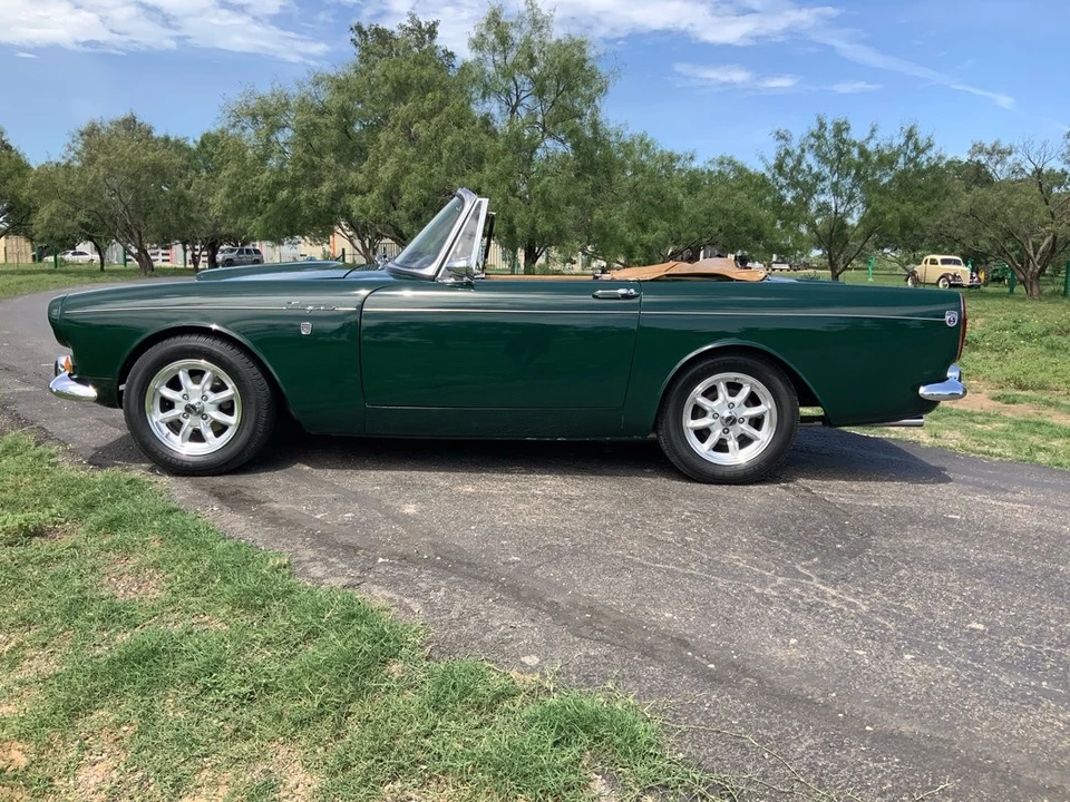 1965 Sunbeam Alpine - Image 14 of 21
