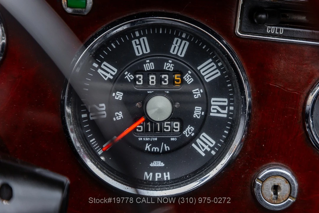 1965 Sunbeam Alpine Series V - Image 19 of 31