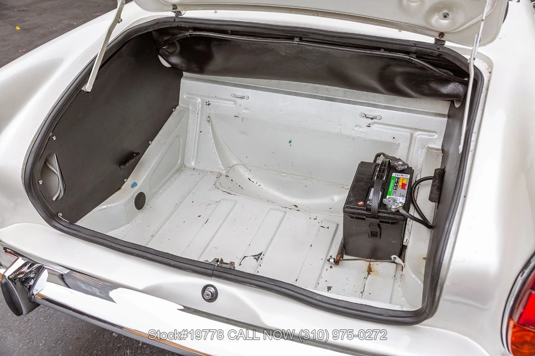 1965 Sunbeam Alpine Series V - Image 27 of 31