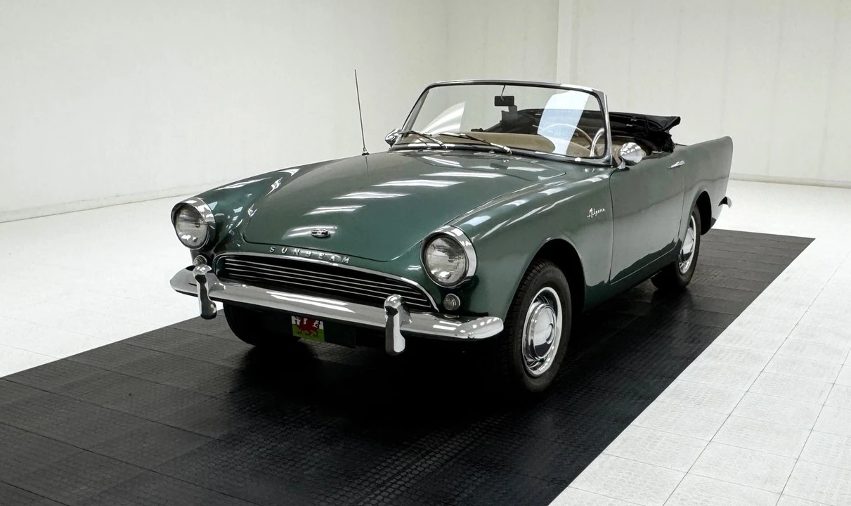 1965 Sunbeam Alpine - Image 2 of 31