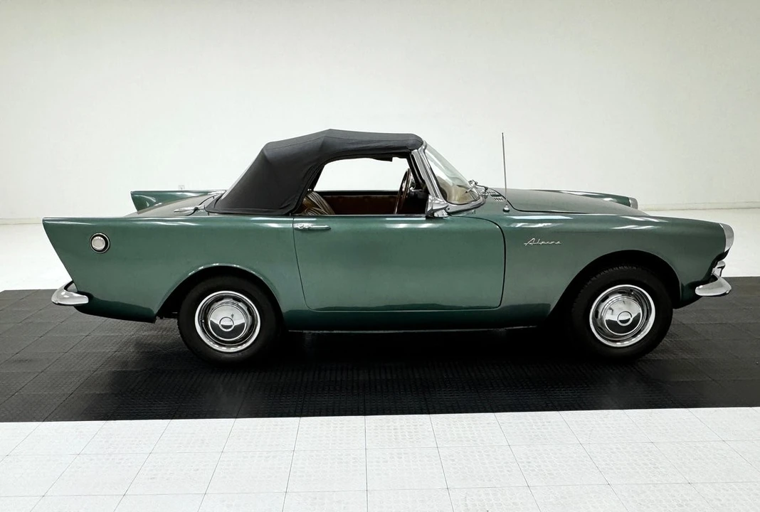 1965 Sunbeam Alpine - Image 9 of 31