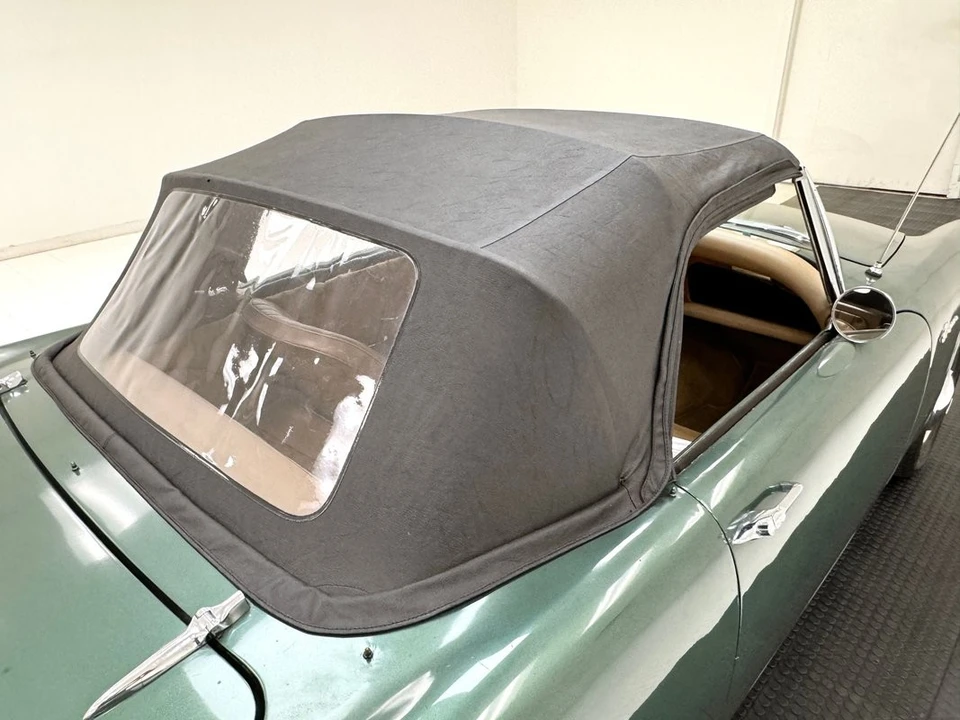 1965 Sunbeam Alpine - Image 26 of 31