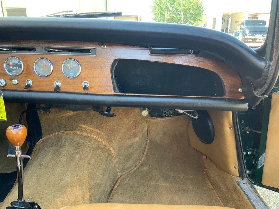 1965 Sunbeam Alpine Series V - Image 23 of 31