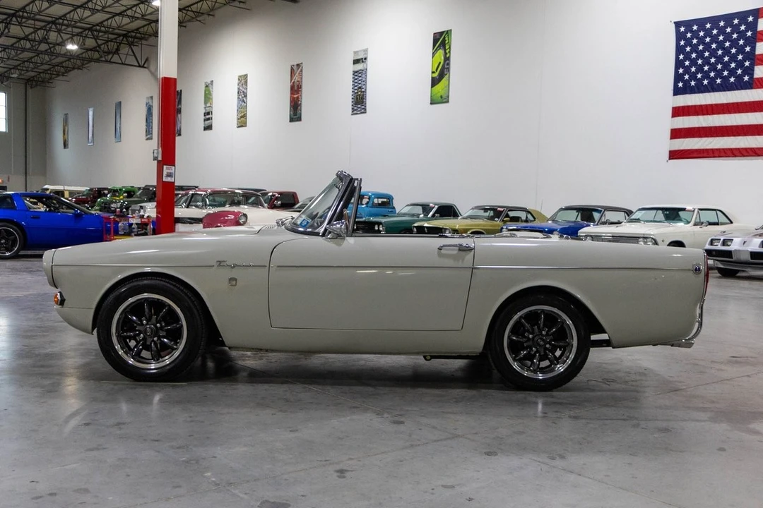 1965 Sunbeam Alpine Series V - Image 4 of 31