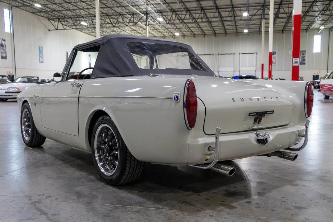 1965 Sunbeam Alpine Series V - Image 28 of 31