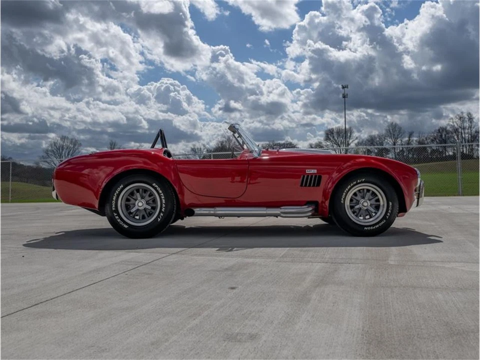 1965 Superformance - Image 4 of 31