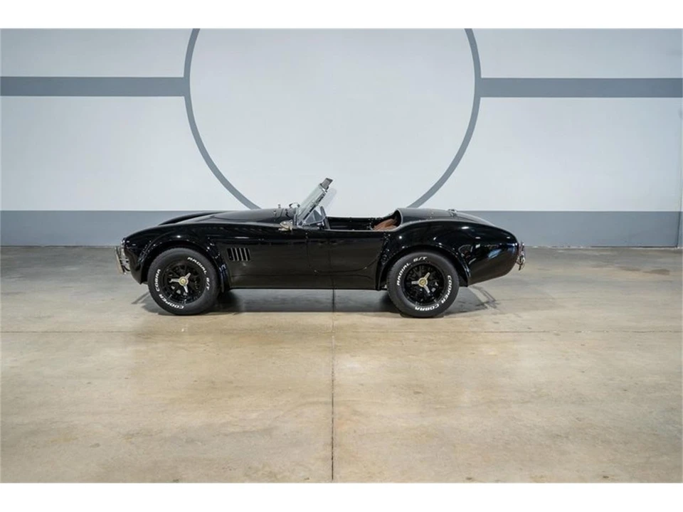 1965 Superformance - Image 2 of 29