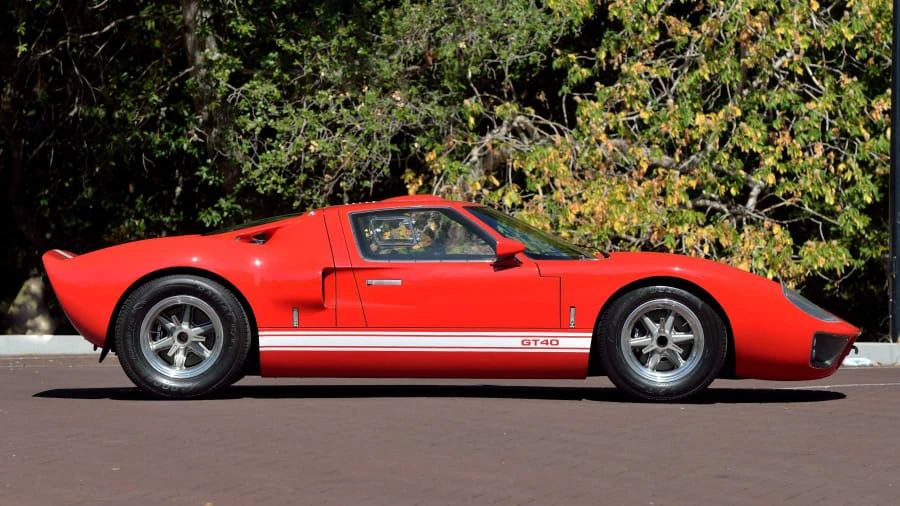 1965 Superformance - Image 2 of 31