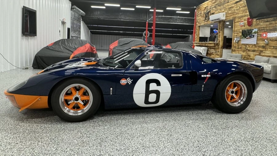 1965 Superformance - Image 2 of 31