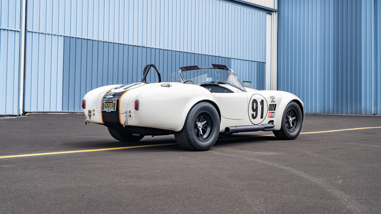 1965 Superformance - Image 5 of 31